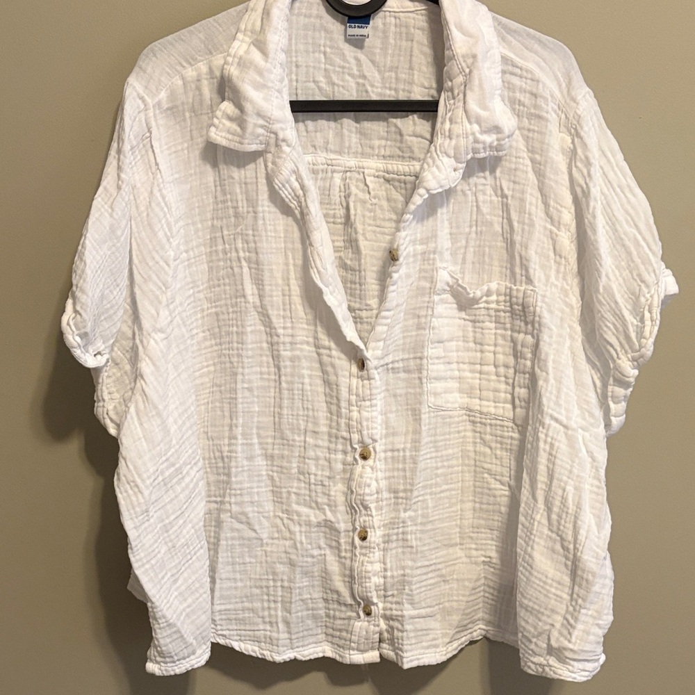 Old Navy Textured Cream Button-Up Shirt